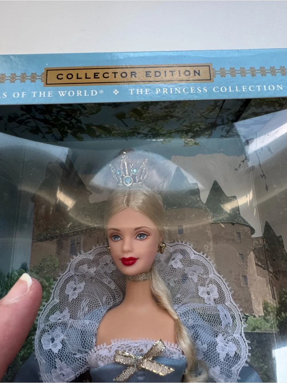2002 NRFB Barbie Princess of the Danish Court Doll- Princess Dolls of the World